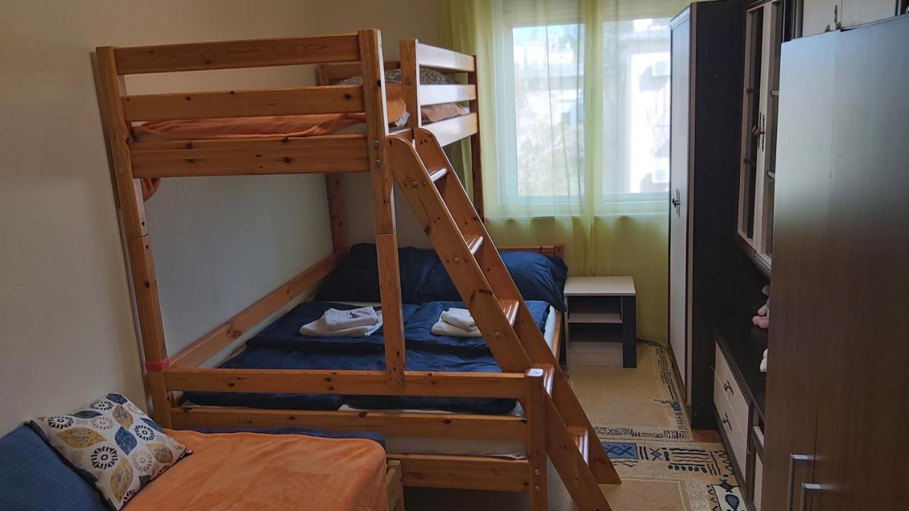 FREE PARKING - Tisza-parti Napfény Apartman Szeged Esterno foto